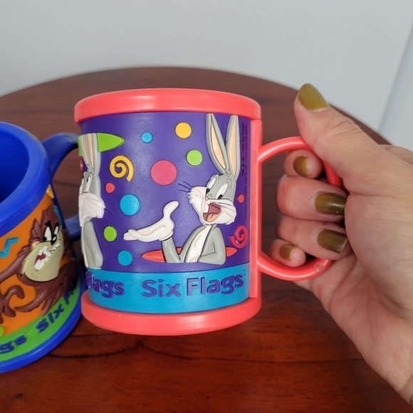 Vintage 1998 Six Flags Bugs Bunny and TAZ Tasmanian Devil Plastic Mugs‎ Retro - Picture 17 of 17